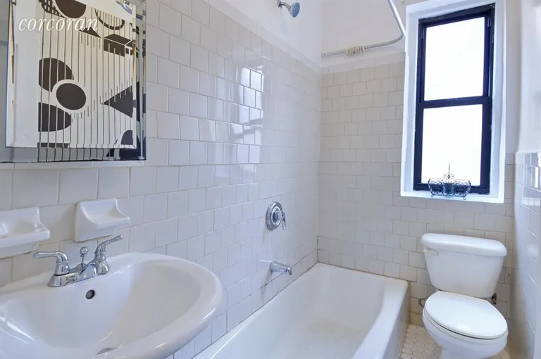 New York City Real Estate | View 2187 Holland Avenue, 3M | room 4 | View 5