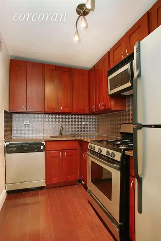 New York City Real Estate | View 115 East 9th Street, 9G | room 4 | View 5