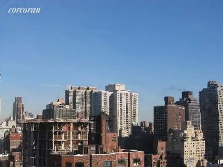 New York City Real Estate | View 255 East 49th Street, 23B | room 1 | View 2