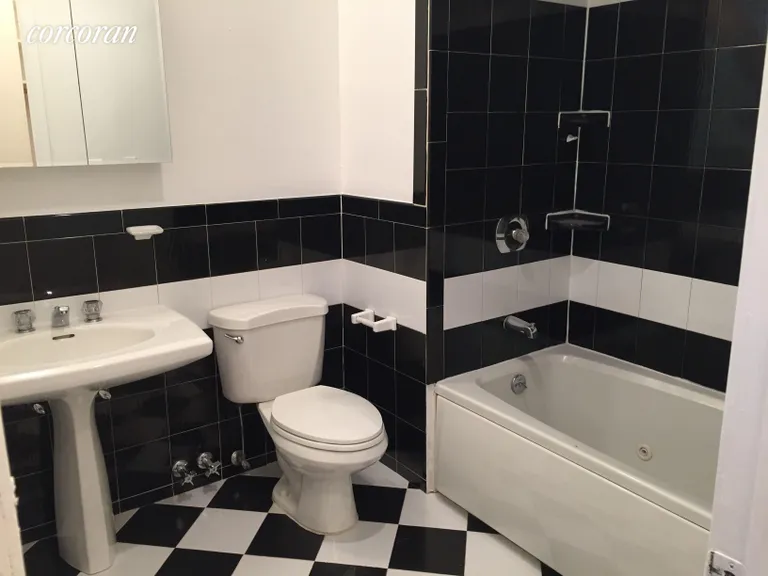New York City Real Estate | View 228 Henry Street, 5 | Two full bathrooms | View 5