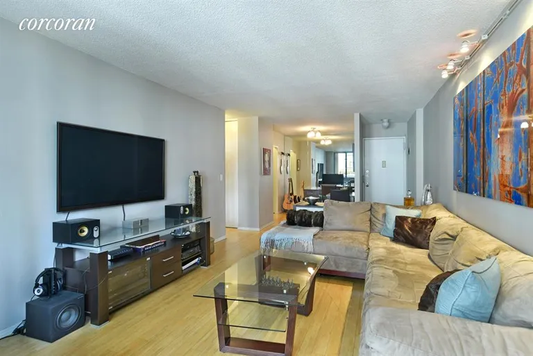 New York City Real Estate | View 407 Park Avenue South, 9E | room 1 | View 2