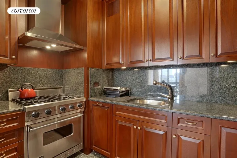 New York City Real Estate | View 200 East 61st Street, 39A | Kitchen | View 2