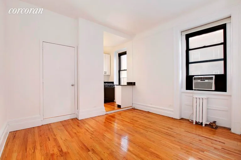 New York City Real Estate | View 27 Washington Square North, 2D | 1 Bed, 1 Bath | View 1