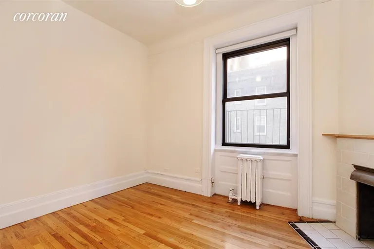 New York City Real Estate | View 27 Washington Square North, 2D | Bedroom | View 10