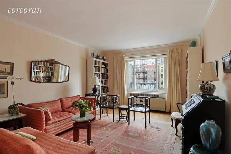 New York City Real Estate | View 515 East 89th Street, 5K | 2 Beds, 2 Baths | View 1
