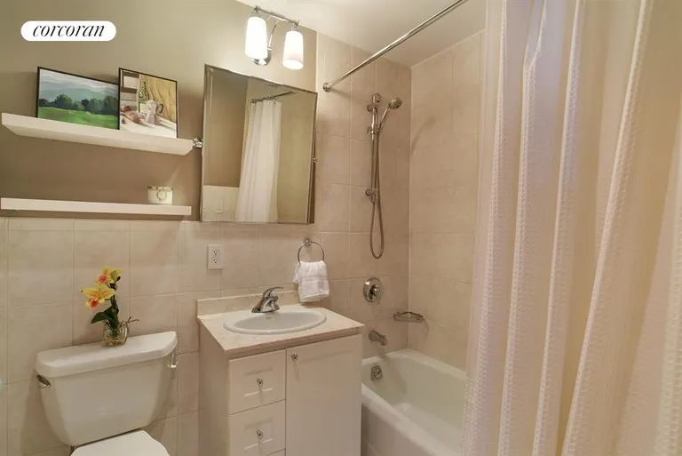 New York City Real Estate | View 310 2nd Street, 4D | Bathroom | View 7