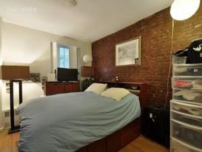 New York City Real Estate | View 205-207 West 22nd Street, 1 | room 2 | View 3
