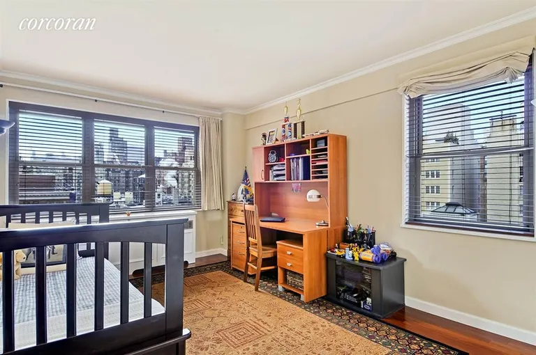 New York City Real Estate | View 136 East 76th Street, 15B | Southern exposures | View 5