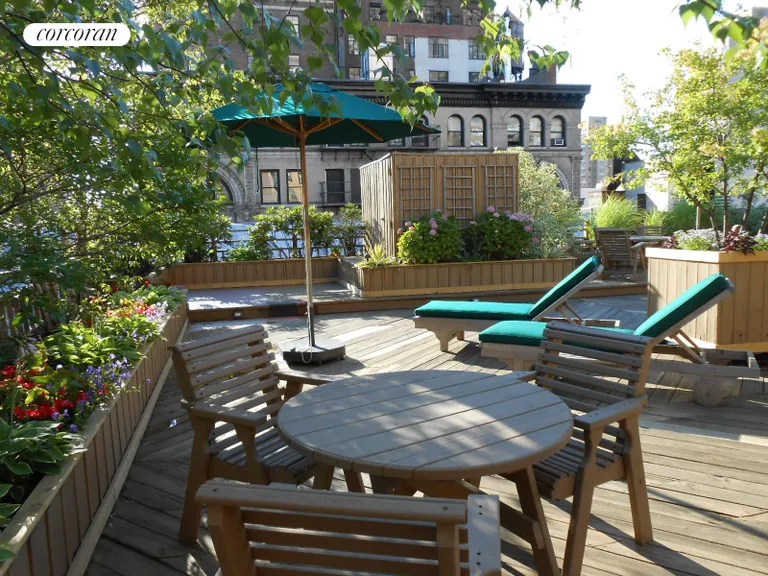 New York City Real Estate | View 23 Waverly Place, 4I | Deck chairs are perfect for sunbathers | View 7