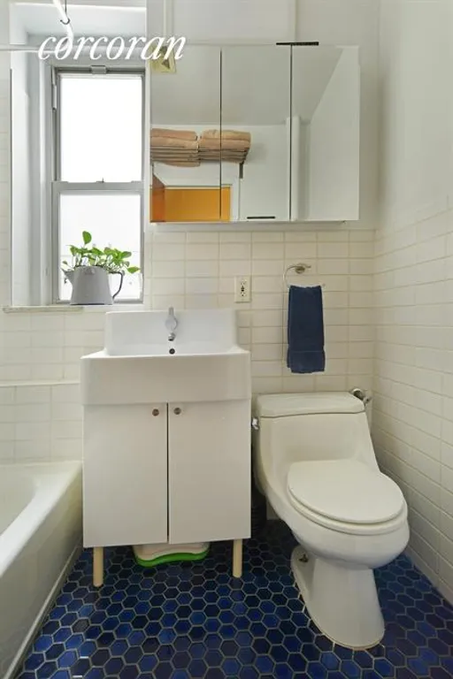 New York City Real Estate | View 728 41st Street, 1F | Bathroom | View 6