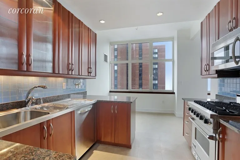 New York City Real Estate | View 181 East 90th Street, 25B | Kitchen | View 8