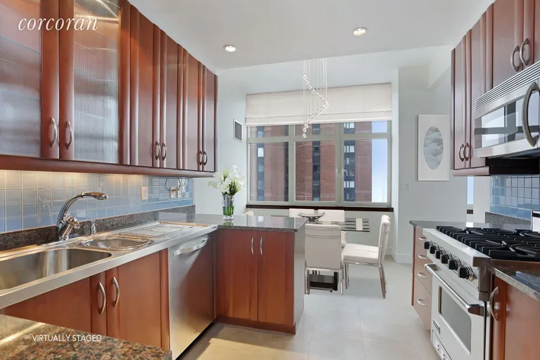 New York City Real Estate | View 181 East 90th Street, 25B | Eat-In Kitchen | View 2