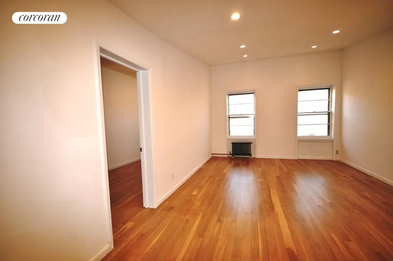 New York City Real Estate | View 42 Willow Place, 4F | room 2 | View 3