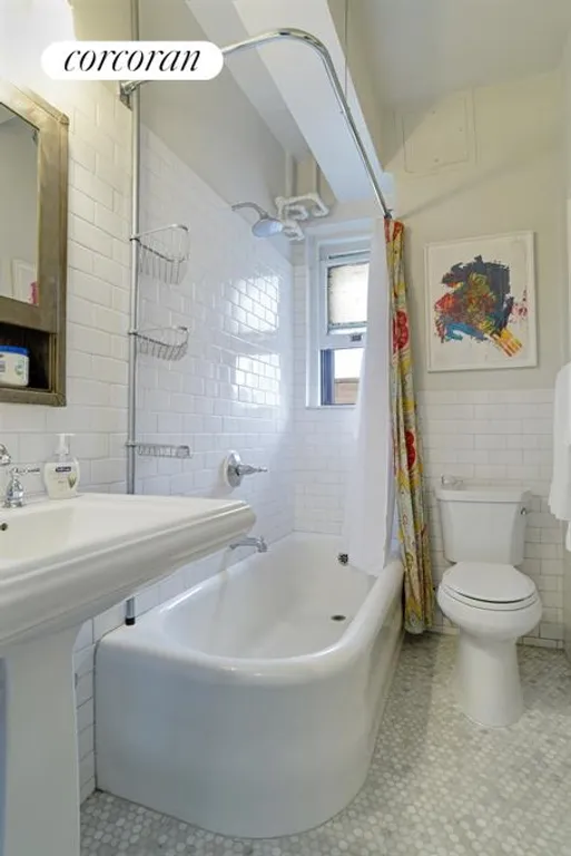 New York City Real Estate | View 24 MONROE PLACE, 12B | Bathroom | View 5