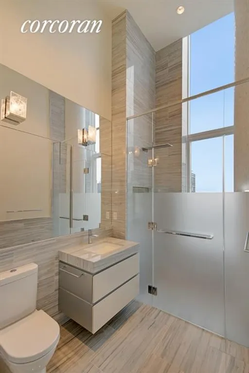 New York City Real Estate | View 20 West 53rd Street, 46 fl | Bathroom | View 11