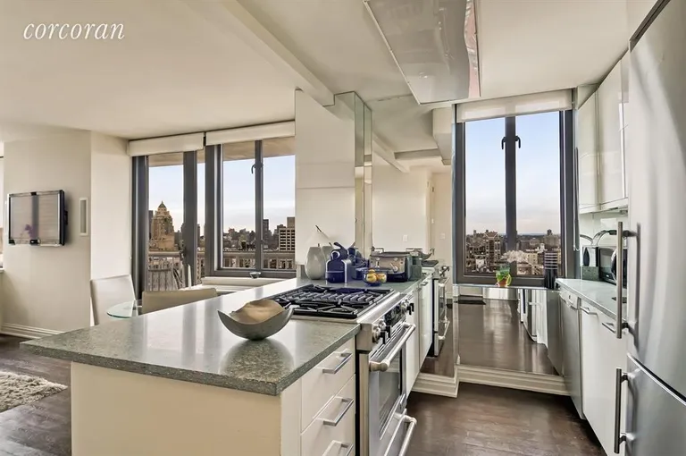 New York City Real Estate | View 1438 Third Avenue, 28A | Kitchen | View 2