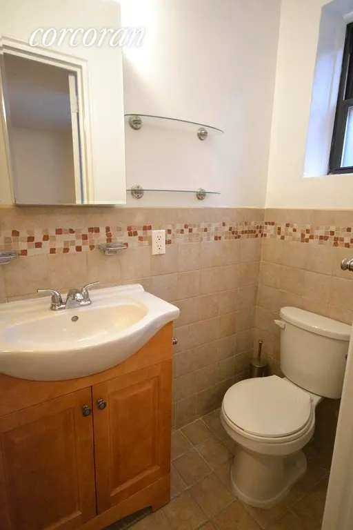 New York City Real Estate | View 40 West 89th Street, 2AB | 2nd bathroom  | View 9