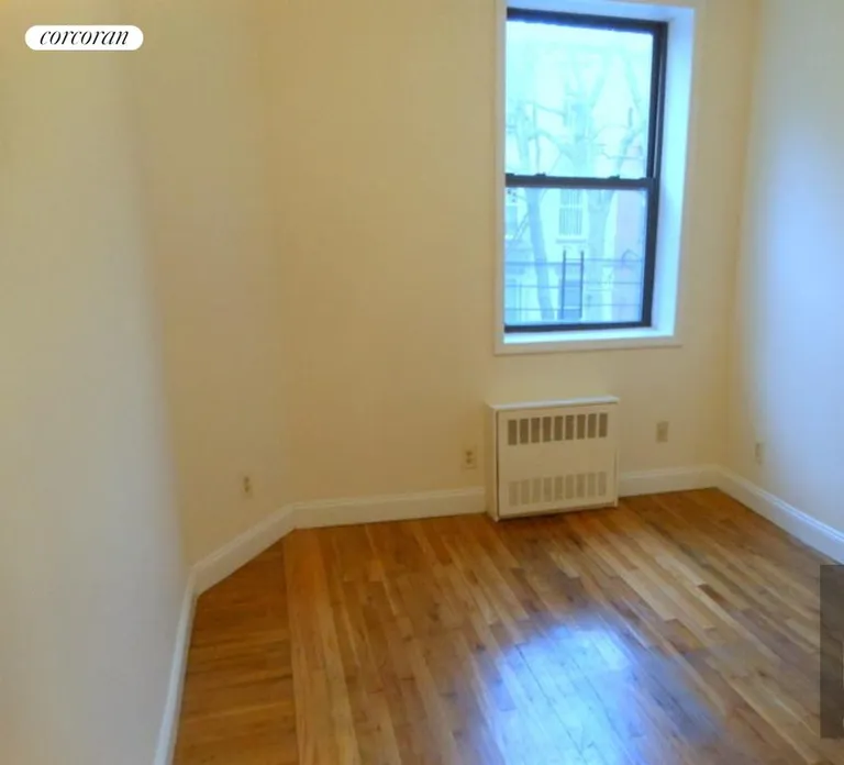 New York City Real Estate | View 67 Clifton Place, 2R | room 4 | View 5