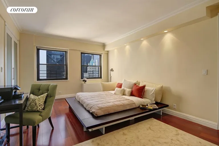 New York City Real Estate | View 58 West 58th Street, 31E | Master Bedroom | View 3