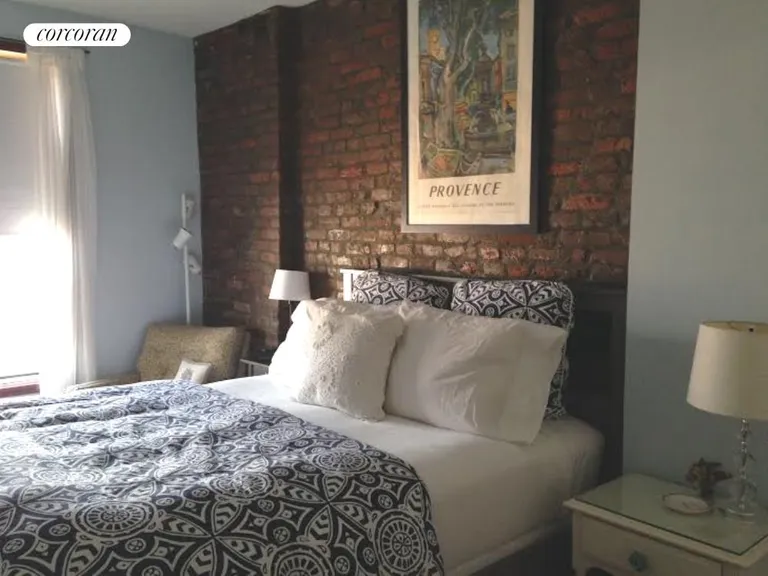 New York City Real Estate | View 507 Dean Street, 2R | 2 Beds, 1 Bath | View 1