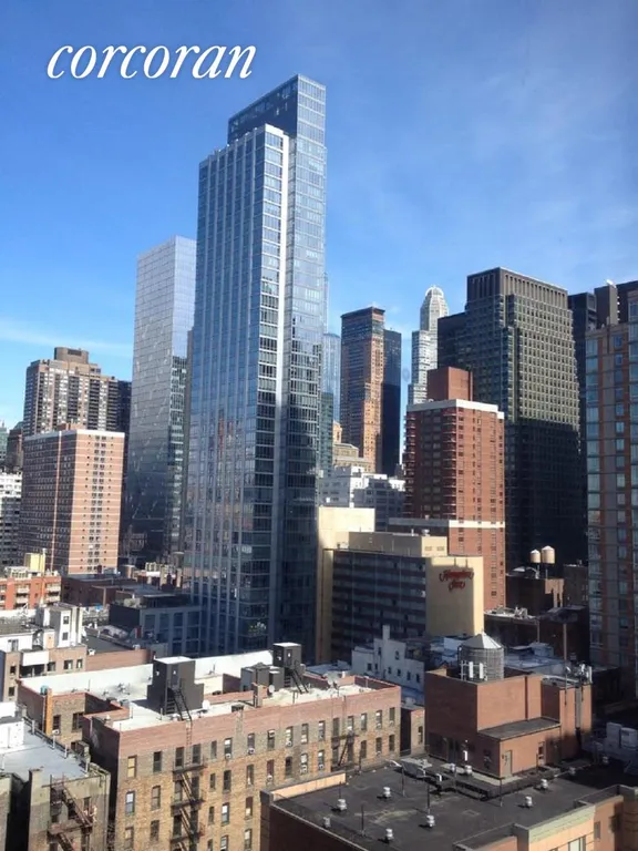 New York City Real Estate | View 350 West 50th Street, 17H | room 3 | View 4