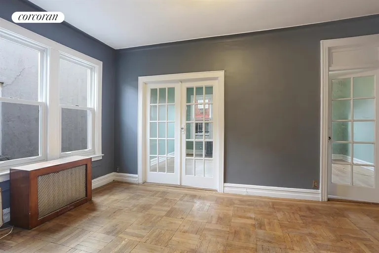 New York City Real Estate | View 32-64 33rd Street, 2R | 2 Beds, 1 Bath | View 1