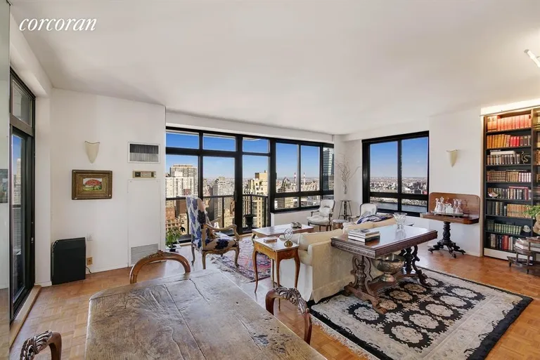 New York City Real Estate | View 100 United Nations Plaza, 42E | 1 Bed, 1 Bath | View 1