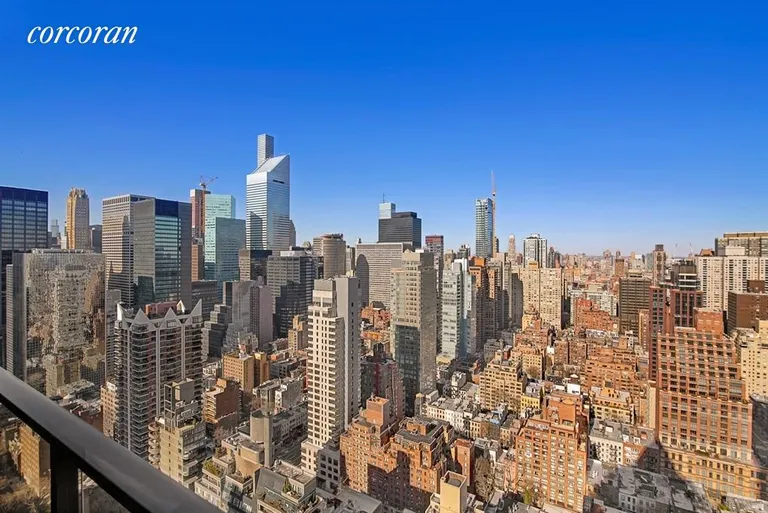 New York City Real Estate | View 100 United Nations Plaza, 42E | Wrap Balcony .. North, East and West Views! | View 9