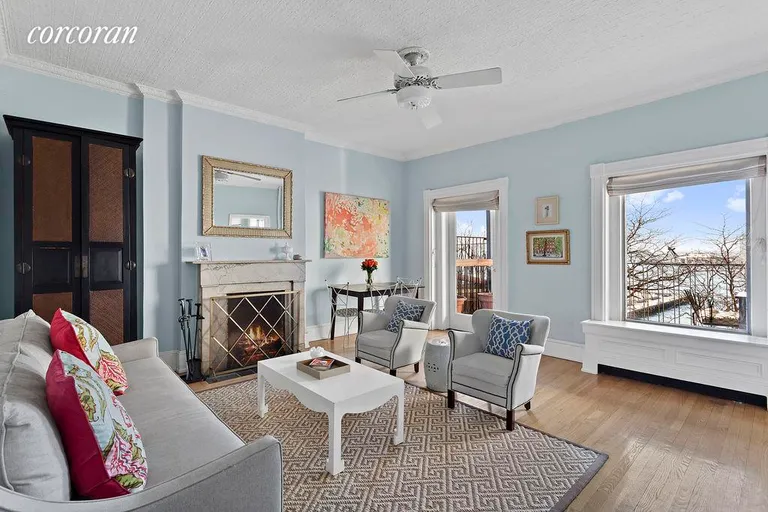 New York City Real Estate | View 162 Columbia Heights, 4 | Lovely, sun-lit living room | View 2