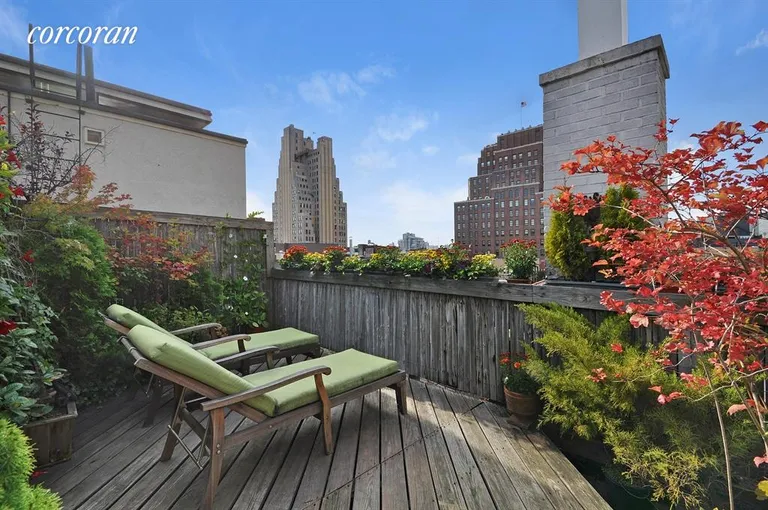 New York City Real Estate | View 231 West 16th Street, 5WR | Terrace | View 14