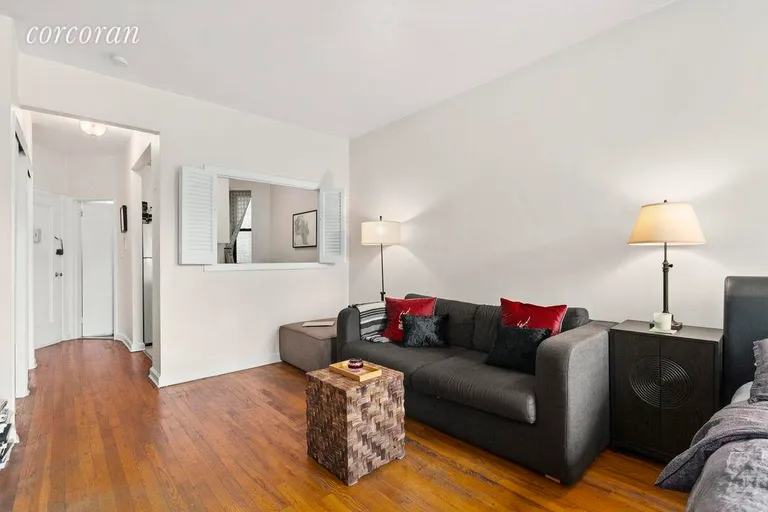 New York City Real Estate | View 416-418 East 83rd Street, 5A | Living Room towards Kitchen | View 2