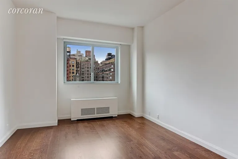 New York City Real Estate | View 200 East 94th Street, 902 | Bedroom | View 4