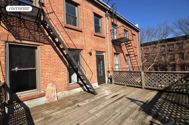 New York City Real Estate | View 18 Willoughby Avenue, 2 | room 5 | View 6