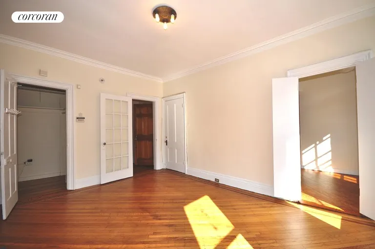 New York City Real Estate | View 18 Willoughby Avenue, 2 | room 3 | View 4