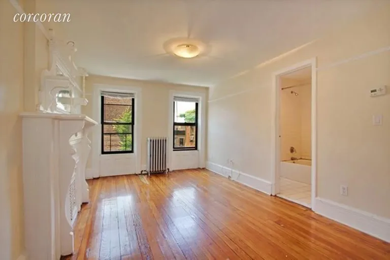 New York City Real Estate | View 14 Revere Place, 4 | room 1 | View 2