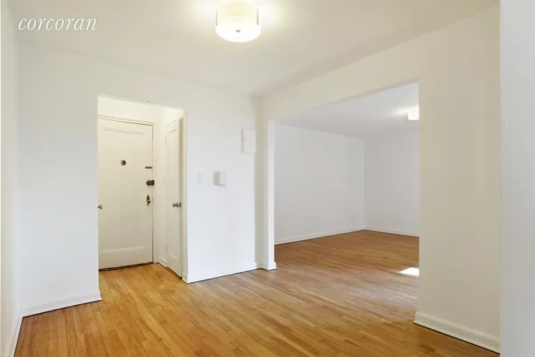 New York City Real Estate | View 1119 Ocean Parkway, 3G | Foyer | View 2