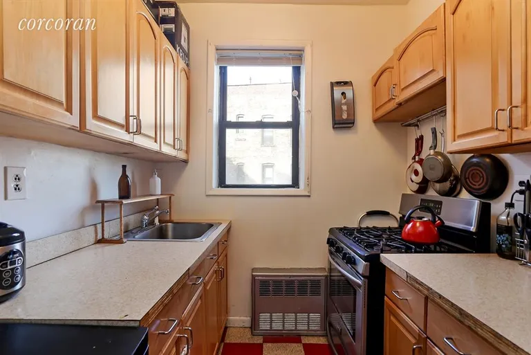 New York City Real Estate | View 425 Prospect Place, 4A | Kitchen | View 2