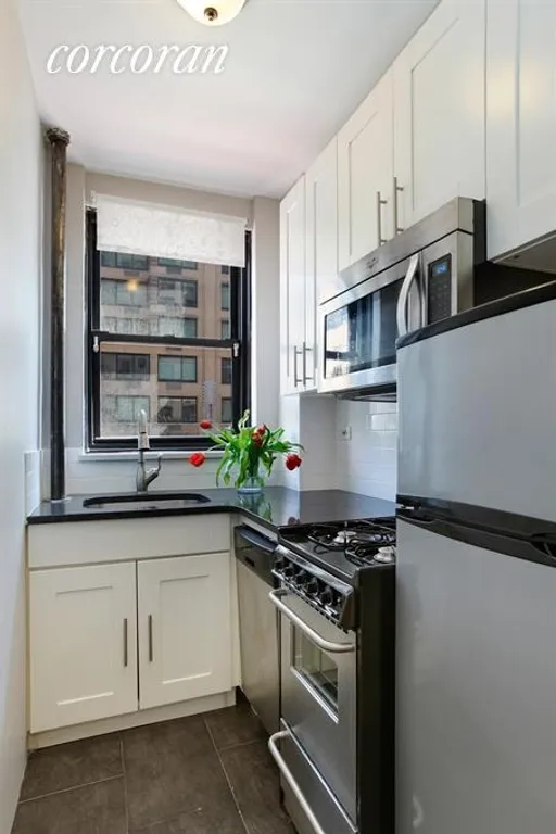 New York City Real Estate | View 200 West 20th Street, 206 | Renovated kitchen | View 4