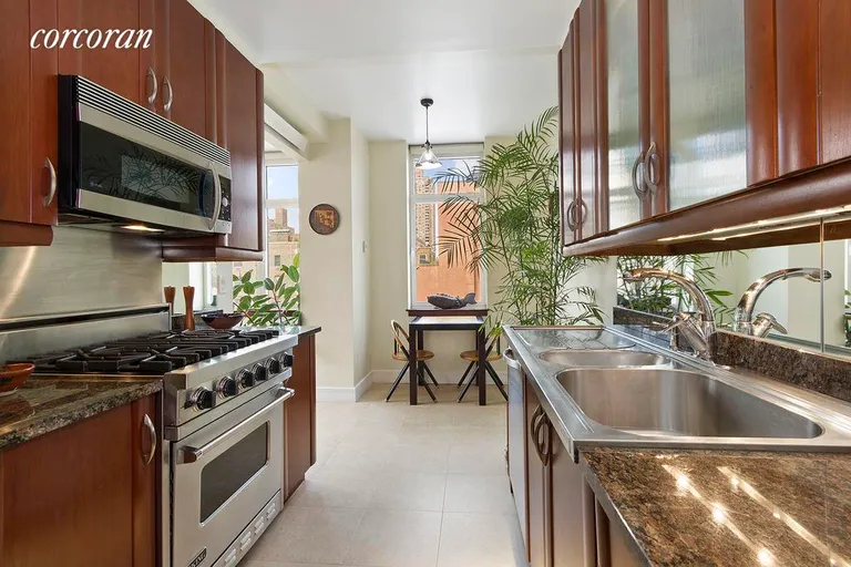 New York City Real Estate | View 181 East 90th Street, 11A | Kitchen | View 4