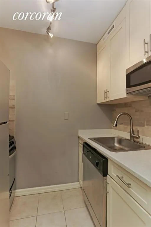 New York City Real Estate | View 350 West 50th Street, 3DD | Kitchen | View 2