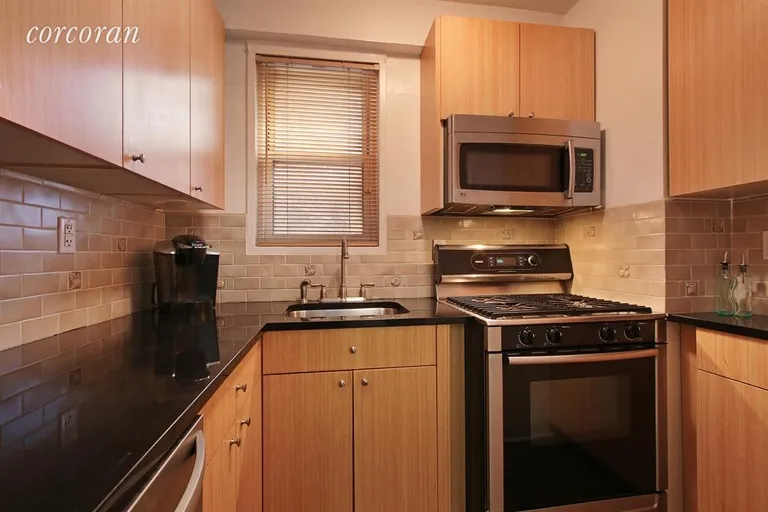 New York City Real Estate | View 14 Horatio Street, 2J | Kitchen | View 2