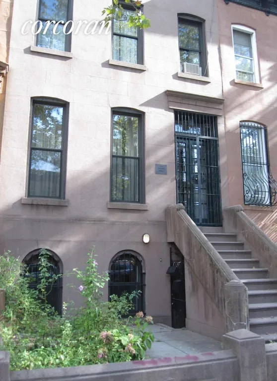 New York City Real Estate | View 203A Bergen Street, 2 | 3 Beds, 1 Bath | View 1