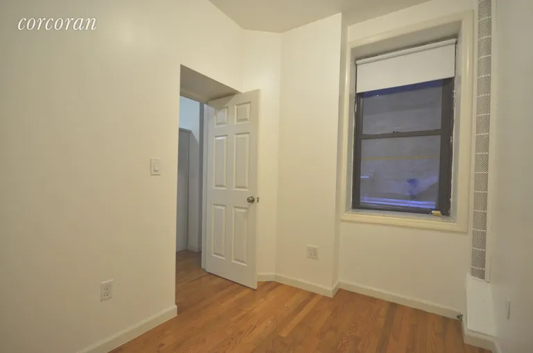New York City Real Estate | View 202 Thompson Street, 3 | room 1 | View 2