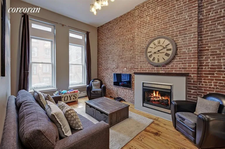 New York City Real Estate | View 124 West 87th Street, 1A | Living Room | View 9