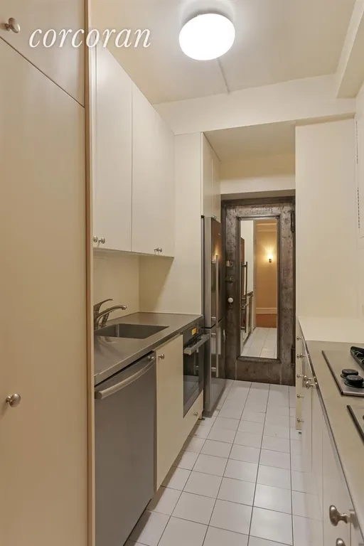 New York City Real Estate | View 55 East 86th Street, 4C | Kitchen | View 9