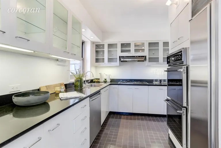 New York City Real Estate | View 400 East 56th Street, 32RS | Spacious Windowed Kitchen | View 4