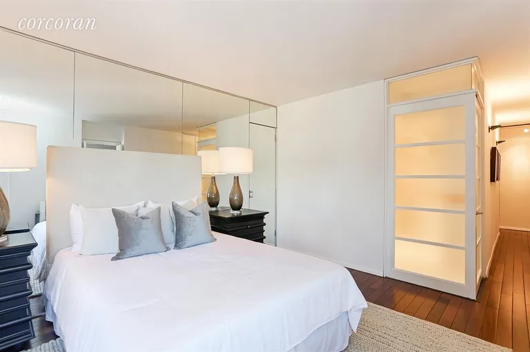 New York City Real Estate | View 400 East 56th Street, 32RS | Master Bedroom Suite/Large Bath & Walk-In Closet | View 8