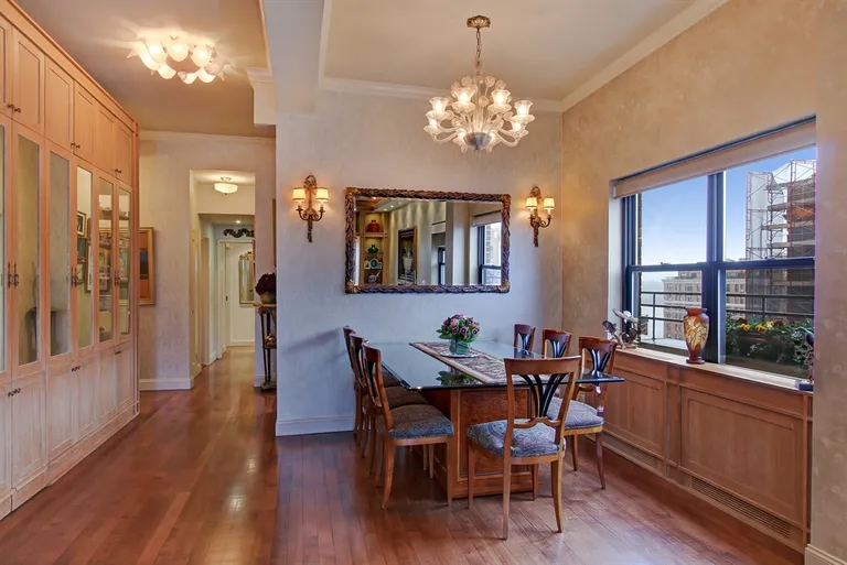 New York City Real Estate | View 11 Riverside Drive, PH17CE | Dining Room | View 4