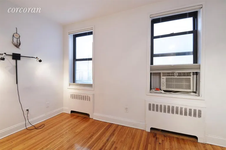 New York City Real Estate | View 150 West End Avenue, 1P | Bedroom | View 4