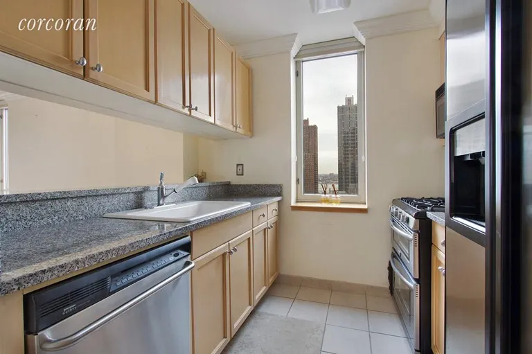 New York City Real Estate | View 1760 Second Avenue, 11A | room 5 | View 6